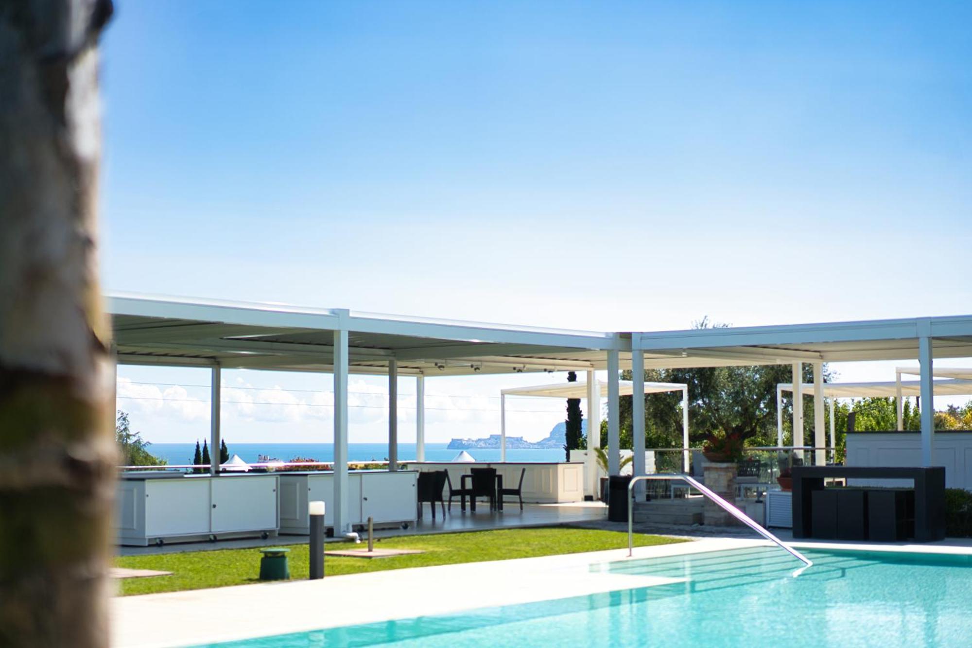 Kora Park Resort Formia Buitenkant foto